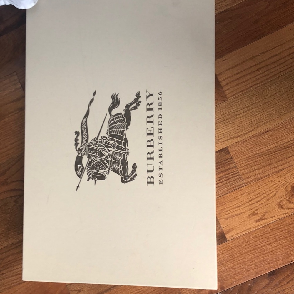 Burberry rain boots - Picture 4 of 4